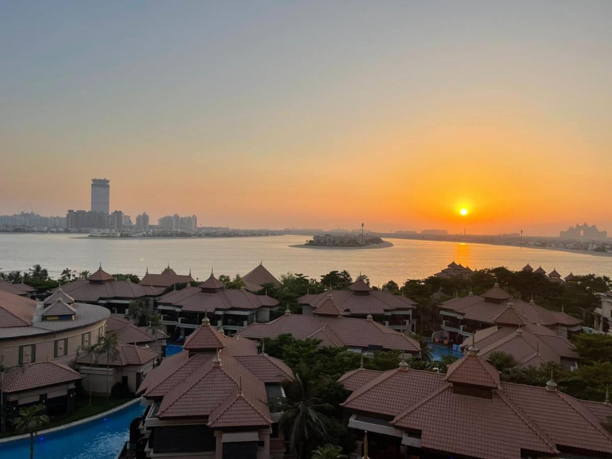 Anantara Hotel Apartment Palm Jumeirah Connected Anantara Hotel ดูไบ ภายนอก รูปภาพ