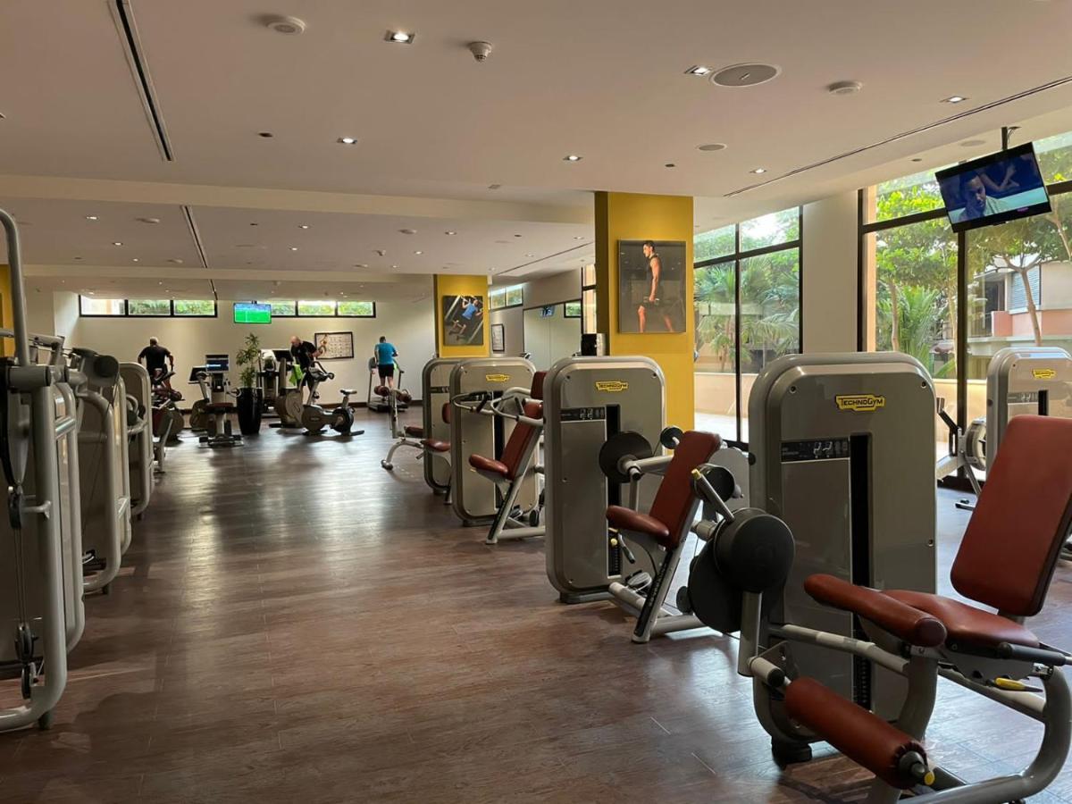 Anantara Hotel Apartment Palm Jumeirah Connected Anantara Hotel ดูไบ ภายนอก รูปภาพ