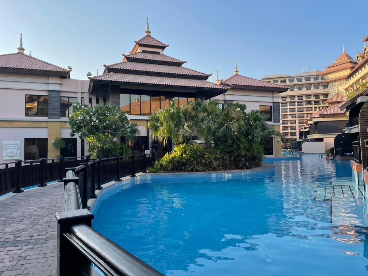 Anantara Hotel Apartment Palm Jumeirah Connected Anantara Hotel ดูไบ ภายนอก รูปภาพ