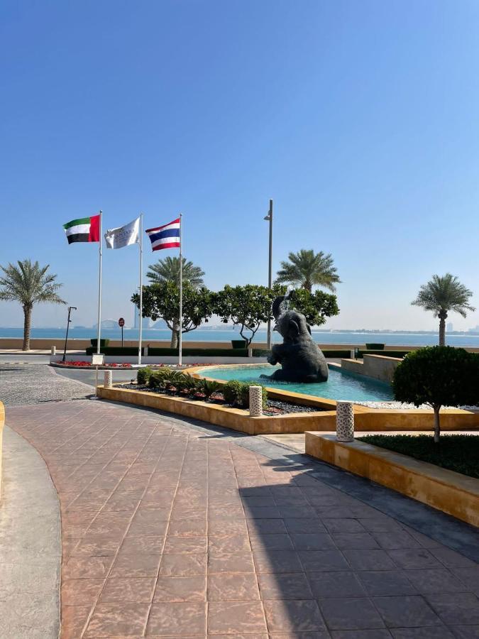 Anantara Hotel Apartment Palm Jumeirah Connected Anantara Hotel ดูไบ ภายนอก รูปภาพ