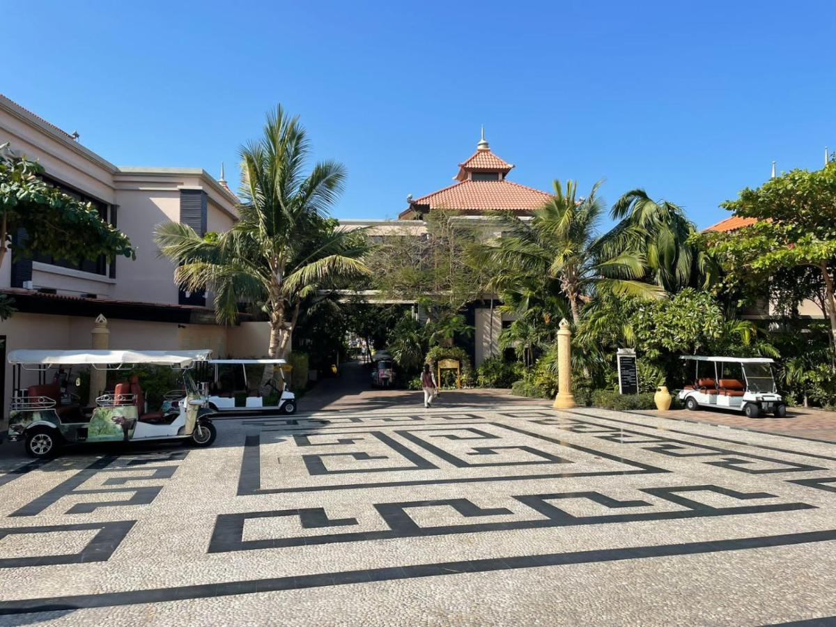 Anantara Hotel Apartment Palm Jumeirah Connected Anantara Hotel ดูไบ ภายนอก รูปภาพ