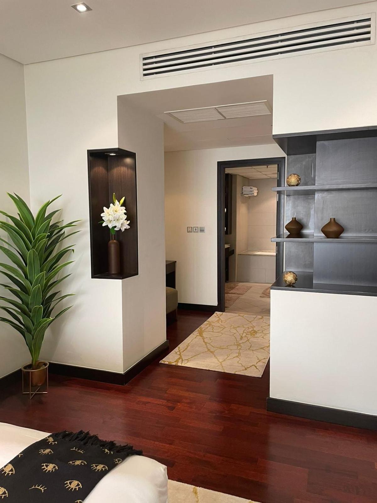 Anantara Hotel Apartment Palm Jumeirah Connected Anantara Hotel ดูไบ ภายนอก รูปภาพ